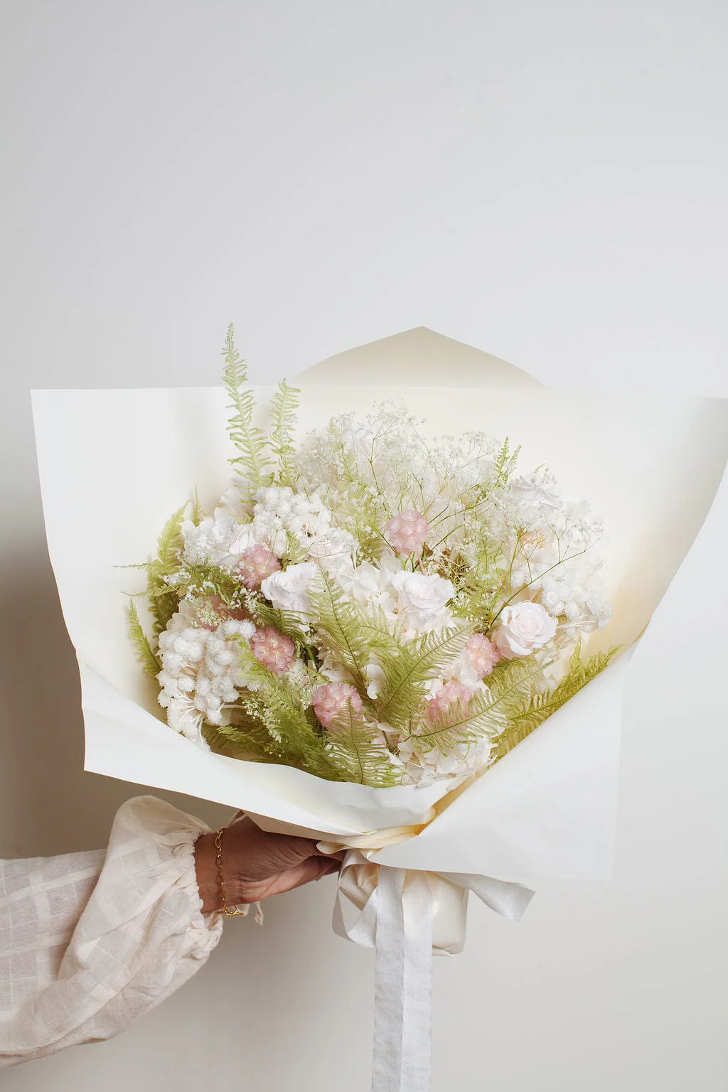 The Garden Preserved Rose Bouquet - Image 8